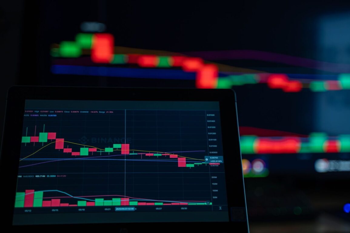 Bitcoin fiyatı 75 bin doların altına düştü