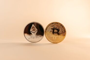 Bitcoin ve Ether kullanıcılarına yapay zeka saldırılarına karşı 'sığınak modu' hazırlığı