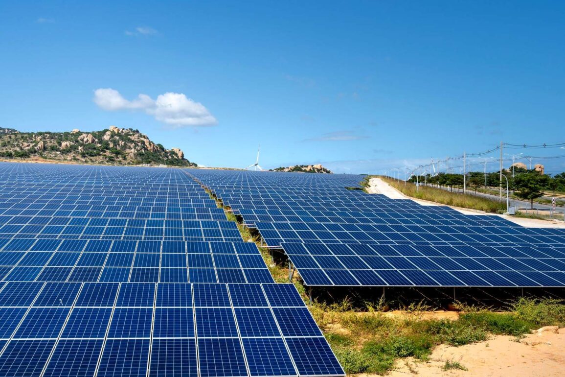 Sanayi devleri sanal enerji santrallerine yöneliyor